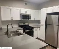 $2,374 / 1br - 788ft2 - Your sanctuary awaits: 1 BR, 1 BA, and much more!